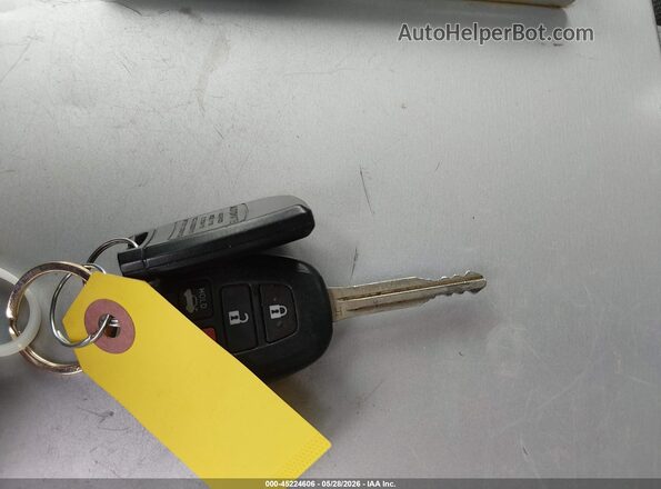 2T1BURHE4JC991129 2018 TOYOTA COROLLA Silver წინა პანელის ხედი