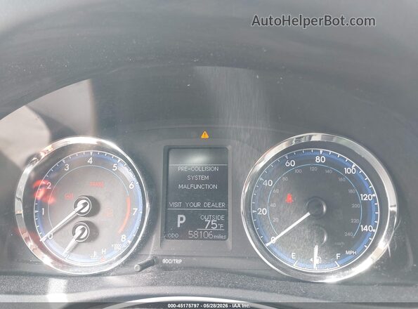 2T1BURHE5HC957338 2017 TOYOTA COROLLA Red Vista de los asientos traseros