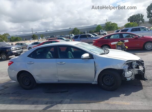 2T1BURHE5JC017577 2018 TOYOTA COROLLA Silver 