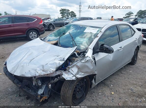 2T1BURHE5KC165956 2019 TOYOTA COROLLA Silver Widok z przodu