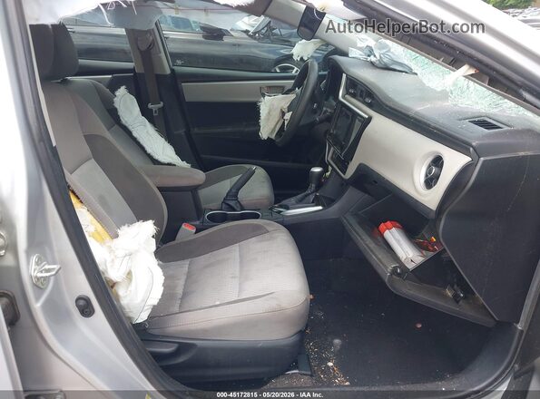 2T1BURHE5KC165956 2019 TOYOTA COROLLA Silver Widok wnętrza z przodu