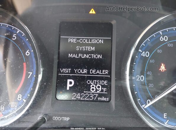 2T1BURHE5KC240932 2019 TOYOTA LL Blue 