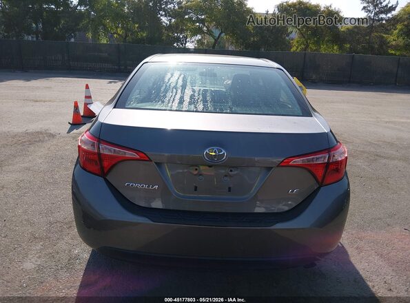 2T1BURHE6JC021878 2018 TOYOTA COROLLA Gray 