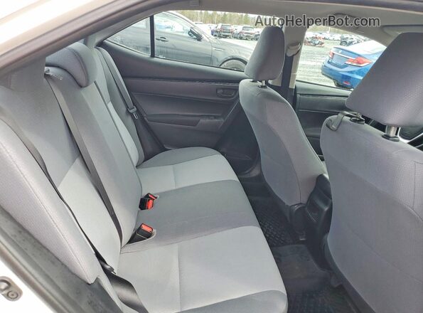 2T1BURHE6JC087332 2018 TOYOTA COROLLA Белый 
