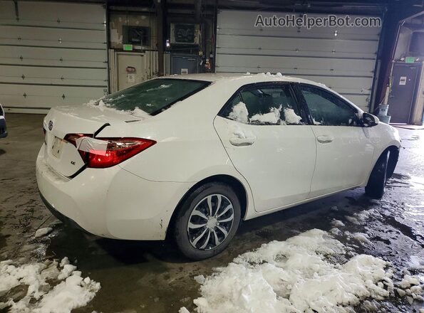 2T1BURHE6JC968113 2018 TOYOTA COROLLA White 