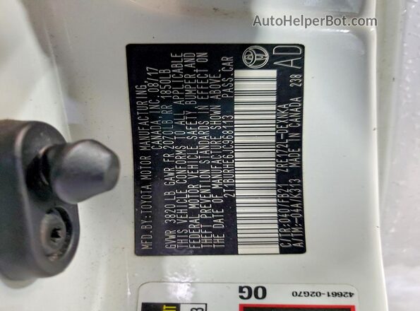 2T1BURHE6JC968113 2018 TOYOTA COROLLA White 