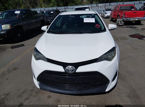 2T1BURHE7HC833006 2017 TOYOTA COROLLA Белый Вид панели приборов