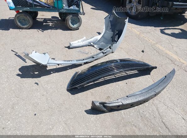 2T1BURHE7HC880987 2017 TOYOTA LL Silver ხელსაწყოთა პანელის ხედი
