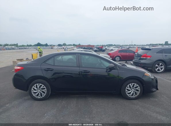 2T1BURHE7JC983493 2018 TOYOTA COROLLA Black Սարքավորումների վահանակի տեսք