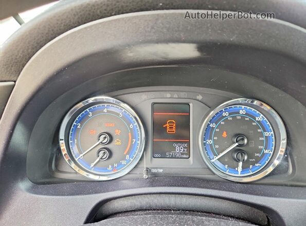 2T1BURHE7KC175985 2019 TOYOTA COROLLA Silver 