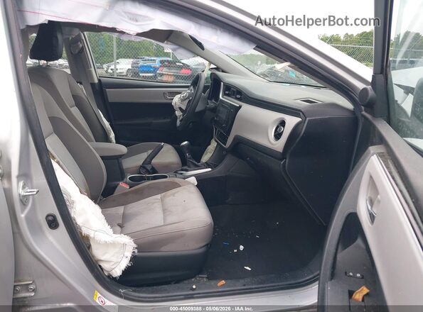 2T1BURHE8HC879525 2017 TOYOTA LL Silver 