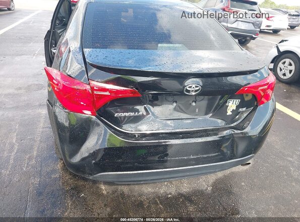 2T1BURHE8JC031148 2018 TOYOTA COROLLA Black Widok z przodu