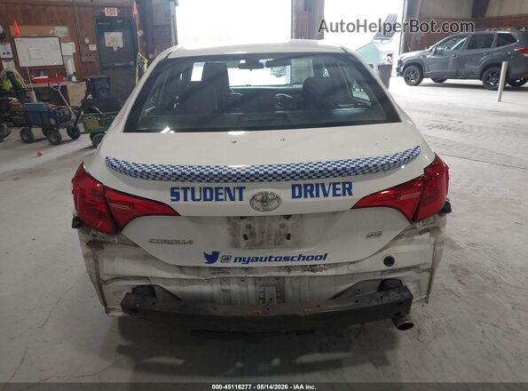 2T1BURHE8JC035829 2018 TOYOTA COROLLA White 