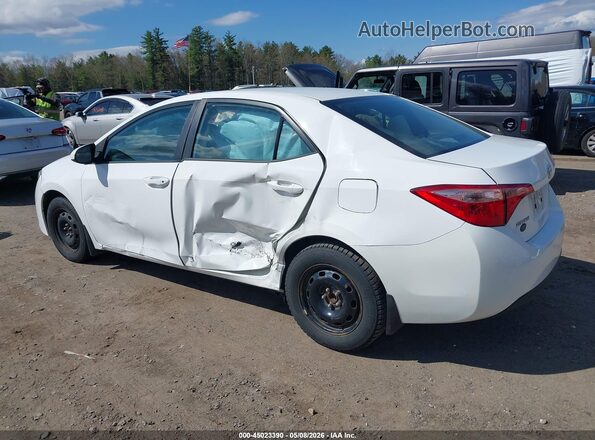 2T1BURHE8JC064750 2018 TOYOTA LL White Widok z przodu