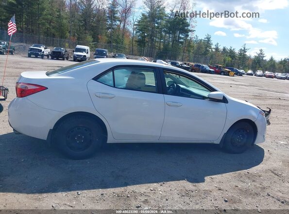2T1BURHE8JC064750 2018 TOYOTA LL White Widok wnętrza 360 stopni