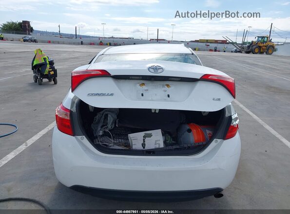 2T1BURHE9JC037945 2018 TOYOTA LL White 