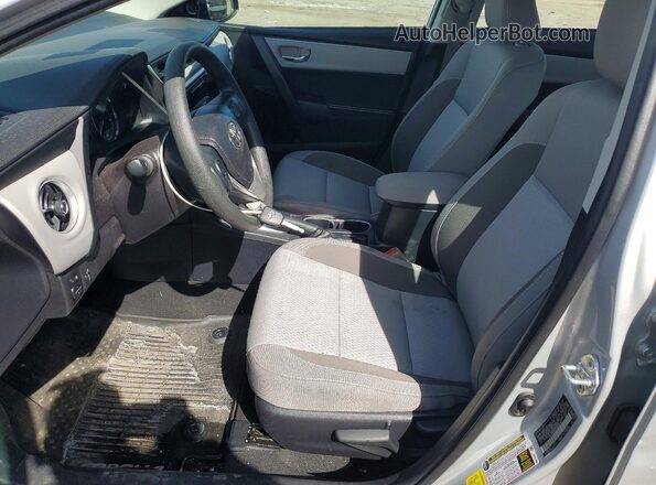 2T1BURHE9JC097921 2018 TOYOTA COROLLA Серебряный 