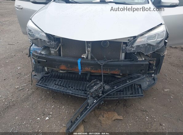 2T1BURHEXHC826941 2017 TOYOTA LL Silver Front view