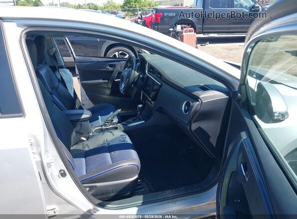2T1BURHEXHC867084 2017 TOYOTA COROLLA Silver Vista interior delantera