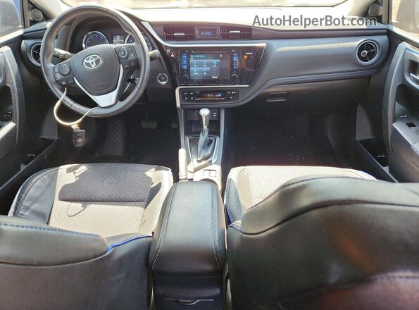 2T1BURHEXHC904313 2017 TOYOTA COROLLA Silver 