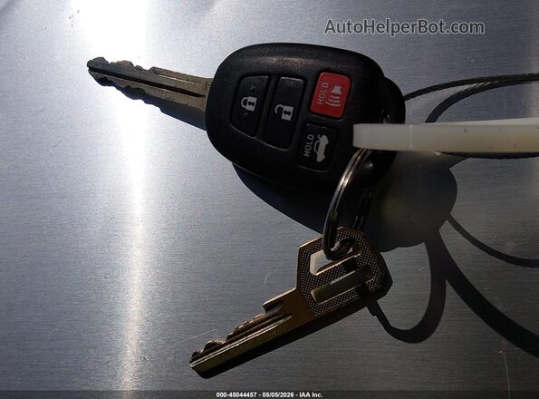 2T1BURHEXHC926263 2017 TOYOTA LL Red Առջևի վահանակի տեսք