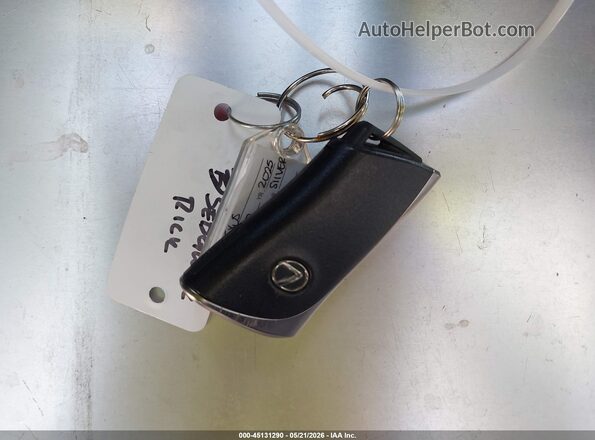 2T2ADCAZ0SC030739 2025 LEXUS NX 250 Silver Vista del salpicadero