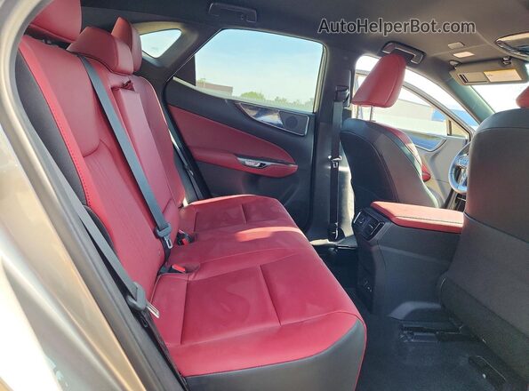 2T2AGCEZ7NC009604 2022 LEXUS NX Silver 