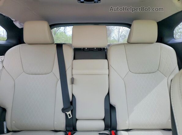 2T2BAMCA2TC132152 2026 LEXUS RX Orange Vista de los asientos traseros