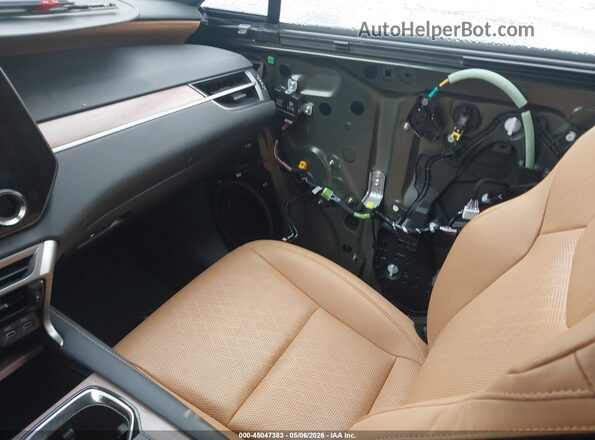 2T2BAMCA4PC010902 2023 LEXUS RX 350 Green Front interior view