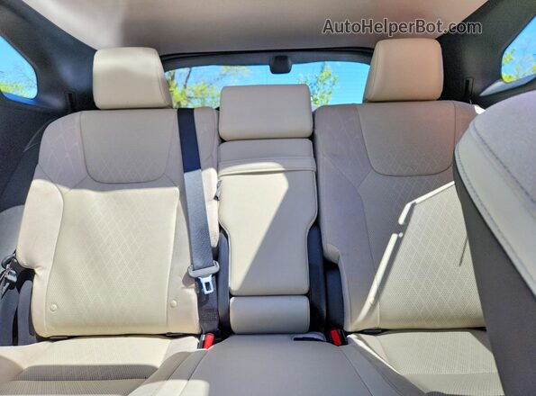 2T2BAMCA9TC129636 2026 LEXUS RX Silver უკანა სავარძლების ხედი