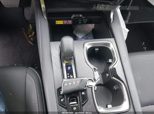 2T2BBMCA4PC012324 2023 LEXUS RX 350H Silver Vista del salpicadero
