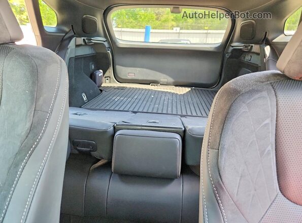 2T2BBMCA9SC079610 2025 LEXUS RX White Widok tylnych siedzeń