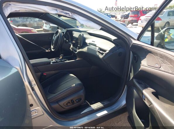 2T2BCMEA7PC010013 2023 LEXUS RX 500H Silver 