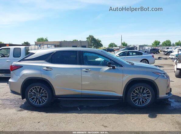 2T2BGMCA6JC022099 2018 LEXUS RX 450H Gray Widok wnętrza z tyłu