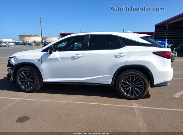 2T2BGMCA6JC022572 2018 LEXUS RX 450H Белый 