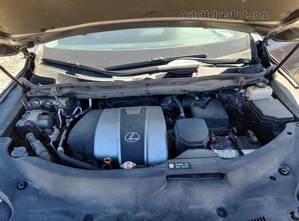 2T2BZMCA2JC151709 2018 LEXUS RX Silver Rear interior view