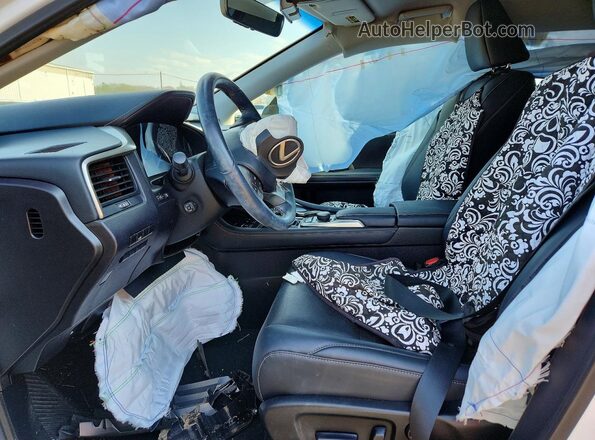 2T2BZMCA4GC007135 2016 LEXUS RX Белый Вид салона спереди