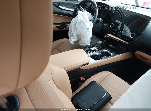 2T2GGCEZ3TC099888 2026 LEXUS NX 350 White Widok wnętrza z przodu
