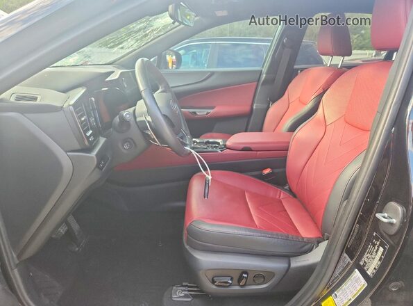 2T2HGCEZ1RC033773 2024 LEXUS NX Черный 