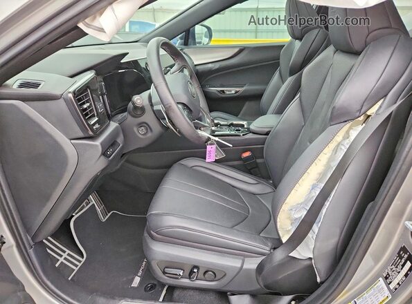 2T2KGCEZ1RC054970 2024 LEXUS NX Серебряный Вид салона спереди