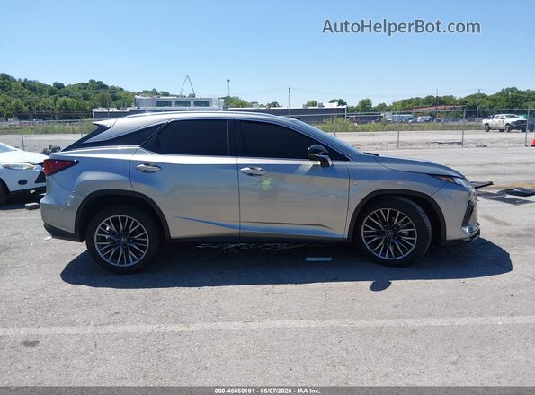 2T2YZMDA2NC320173 2022 LEXUS RX 350 Gray Rear interior view