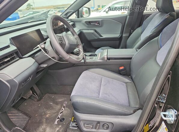 2T36CRAV3TW005242 2026 TOYOTA RAV4 Black Vista interior delantera