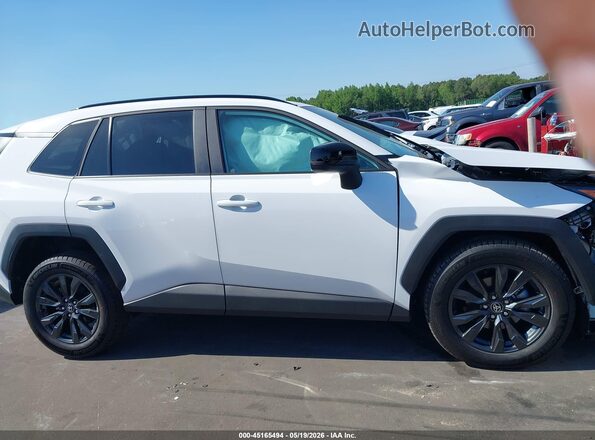 2T36CRAVXTW038870 2026 TOYOTA RAV4 White Widok wnętrza 360 stopni
