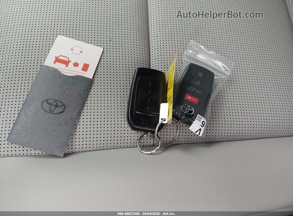 2T36DRBV4TC001813 2026 TOYOTA LE White 