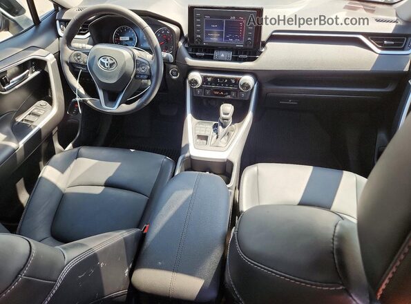2T3A1RFV3NC303688 2022 TOYOTA RAV4 Silver 