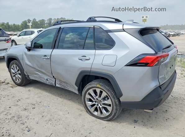2T3A1RFV4SC576506 2025 TOYOTA LE Серебряный Задняя левая четверть