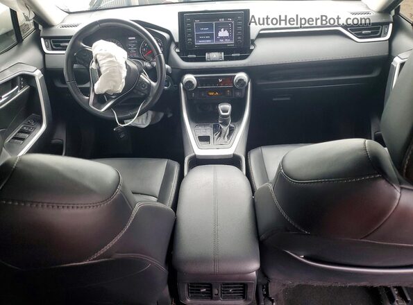 2T3A1RFV9MW206749 2021 TOYOTA RAV4 White Vista del salpicadero