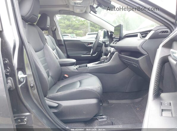 2T3A1RFVXPC390718 2023 TOYOTA RAV4 Gray წინა სალონის ხედი