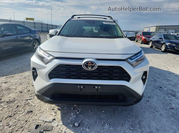 2T3A1RFVXSW503042 2025 TOYOTA LE White Widok z przodu