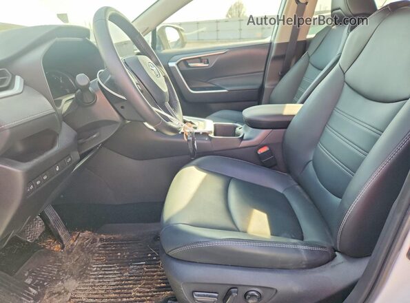 2T3A1RFVXSW503042 2025 TOYOTA LE White Widok wnętrza z przodu